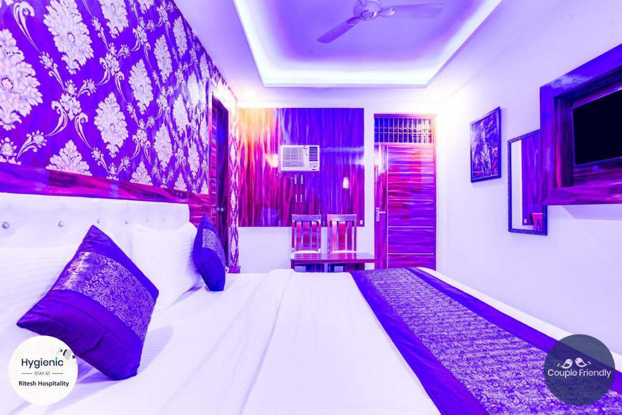 Hotel Fabulous - Delhi International Airport Új-Delhi Kültér fotó